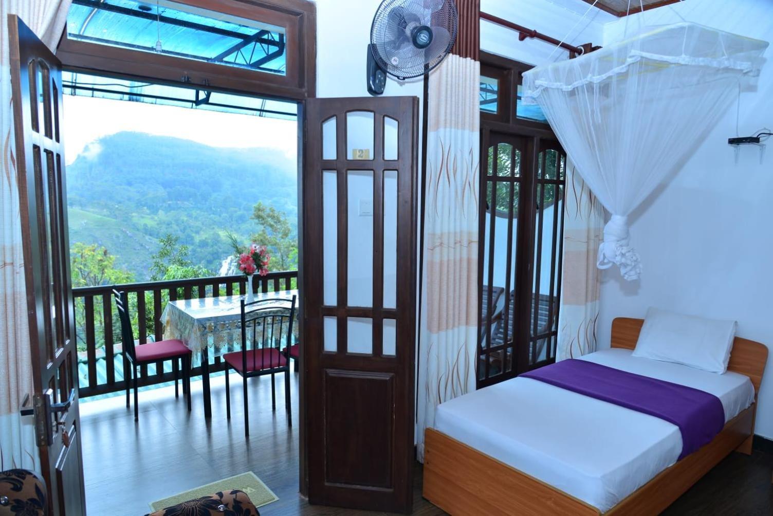 La Montagna Bed and Breakfast Ella Εξωτερικό φωτογραφία